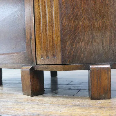 コーナーボード｜オーク材・1930年代 部屋の角を活かす収納棚 16