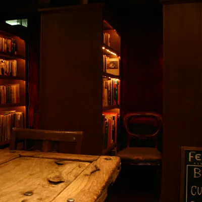 【納品実績】Library Lounge THESE（ライブラリーラウンジ テーゼ） / 西麻布