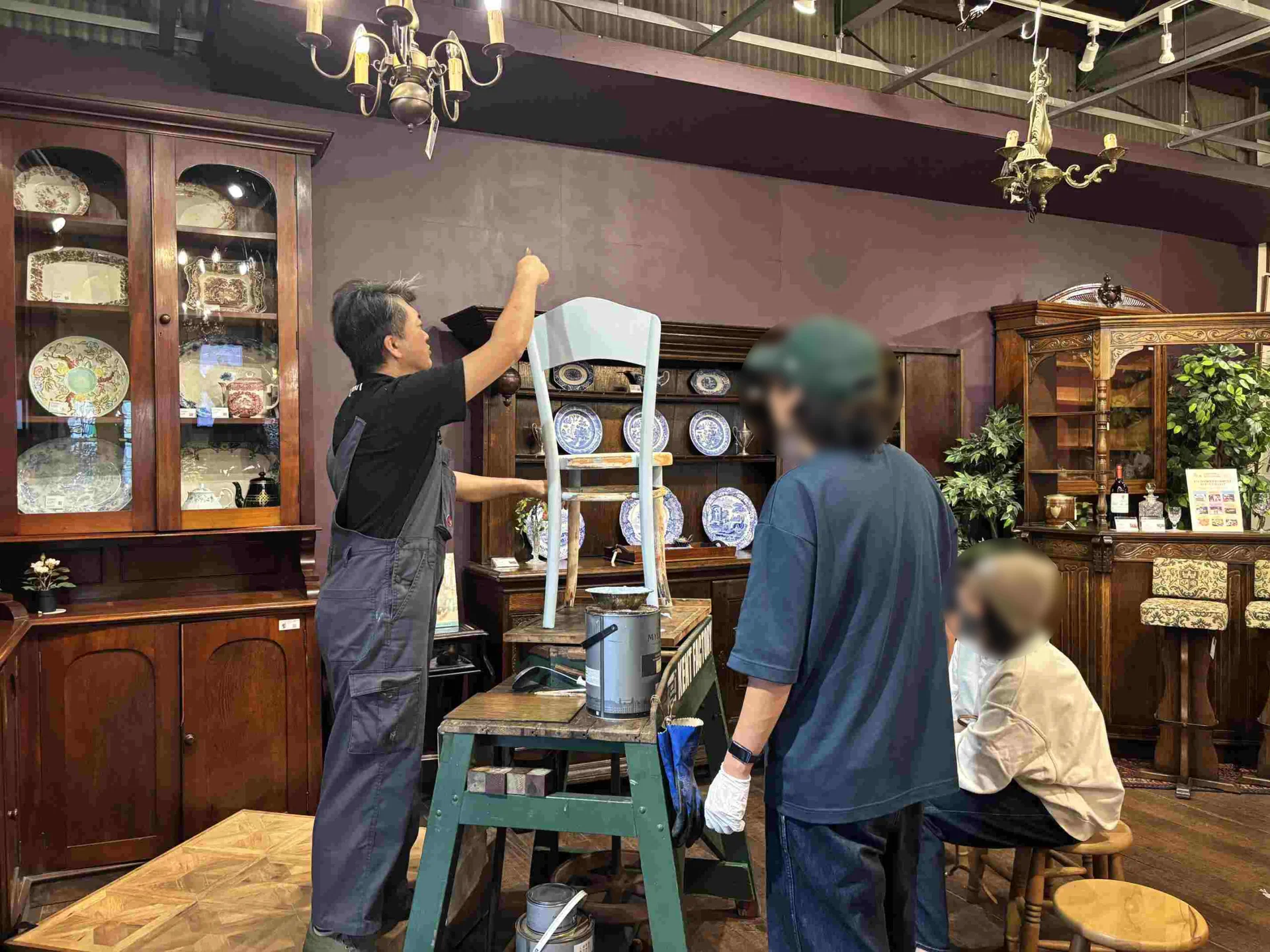 イギリスアンティーク家具ケントストア静岡本店の完全リニューアル感謝祭MYLANDSペイントワークショップ