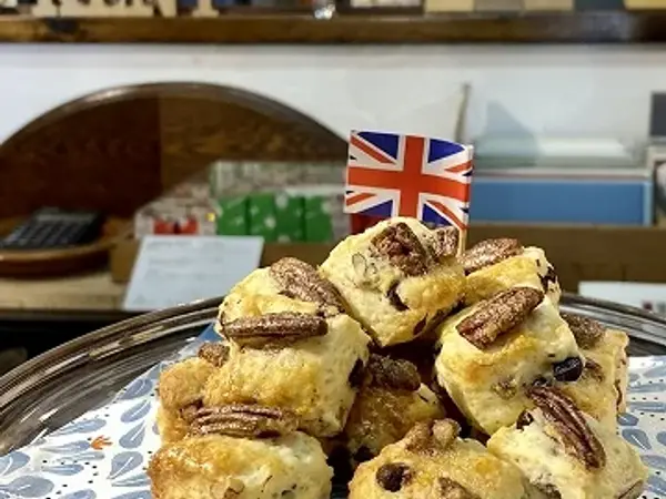 【英国菓子レシピ】ピーカンナッツ＆チョコチップスコーンの作り方－ケントデリ監修