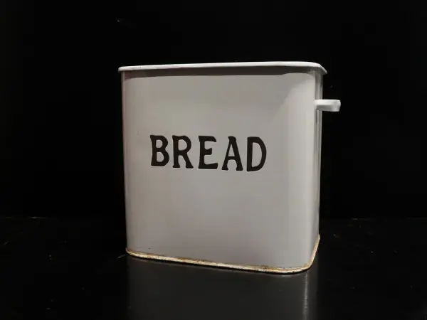 ブレッド缶　蓋なし 1