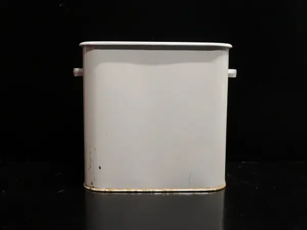 ブレッド缶　蓋なし 4