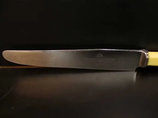 ブレッドナイフ 3