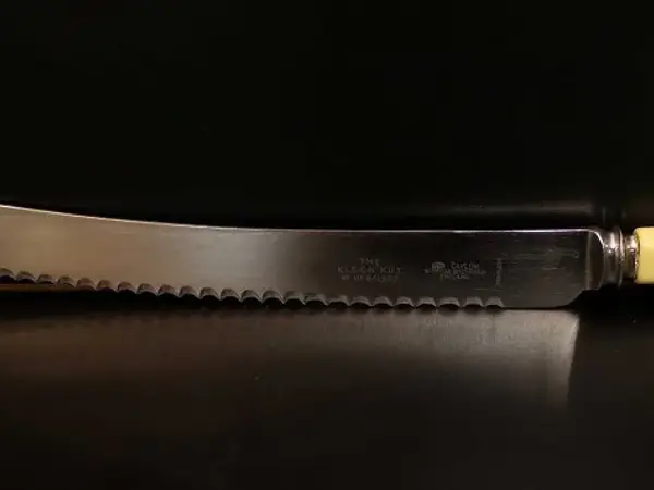 ブレッドナイフ 3