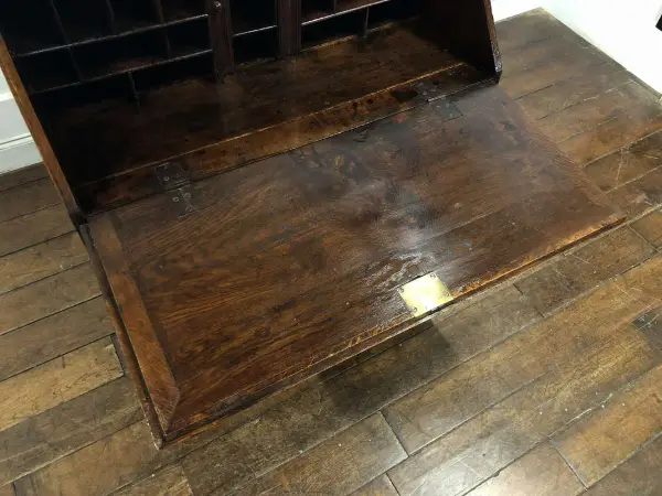 ビューロー｜オーク材・1760年代 アカンサス彫刻の特別品 18