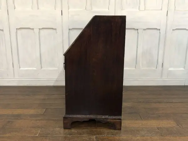 ビューロー｜オーク材・1760年代 アカンサス彫刻の特別品 5