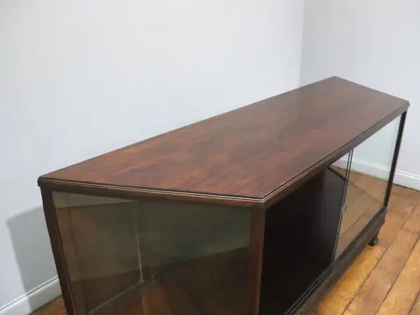 ショーケース 8