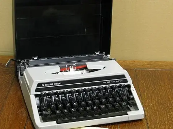 タイプライター 1