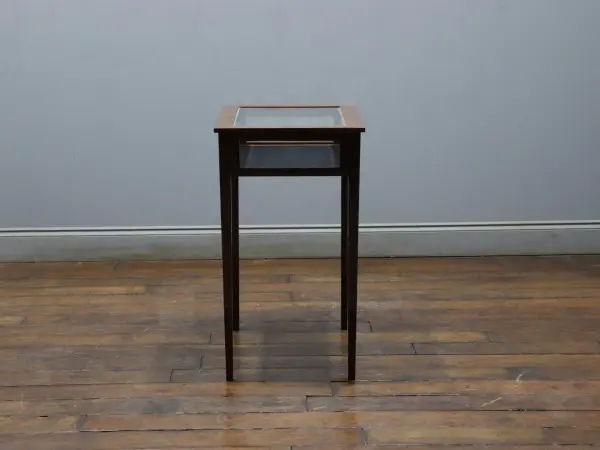 ショーケース 8