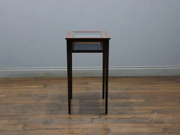 ショーケース 10