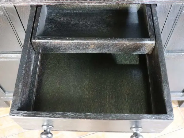 カップボード｜オーク材・1950年代 黒に近い深色の食器棚 8