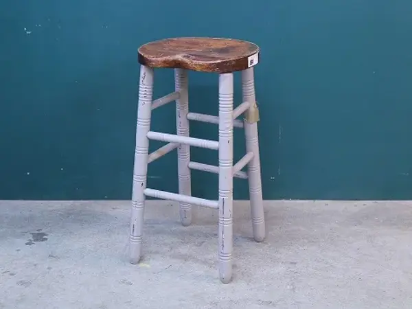 サドルハイスツール