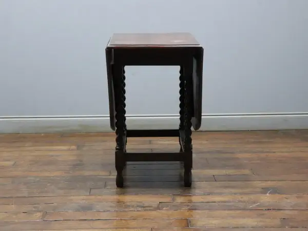 ゲートレッグテーブル｜オーク材・1930年代 ツイストレッグの折りたたみ式 5