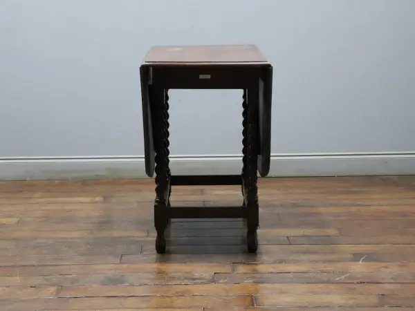 ゲートレッグテーブル｜オーク材・1930年代 ツイストレッグの折りたたみ式 7
