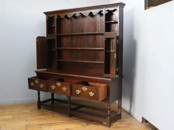 カップボード｜オーク材・1880年代 真鍮金具が映える大型ドレッサー 2