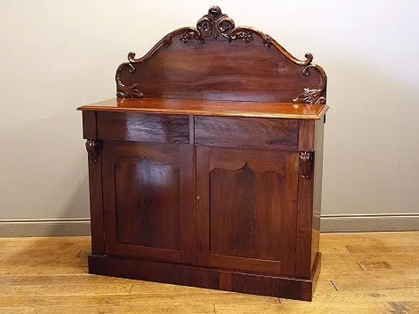 シフォニア｜マホガニー材・1860年代 アカンサス彫刻のヴィクトリアン
