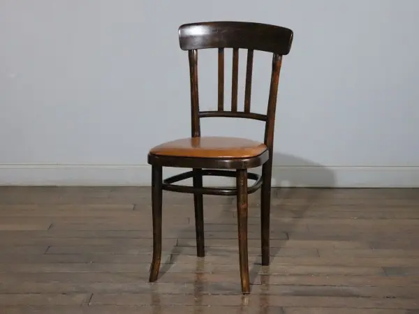ベントウッドチェア｜ブナ材・1930年代 PUレザー座面 THONET（トーネット） 1