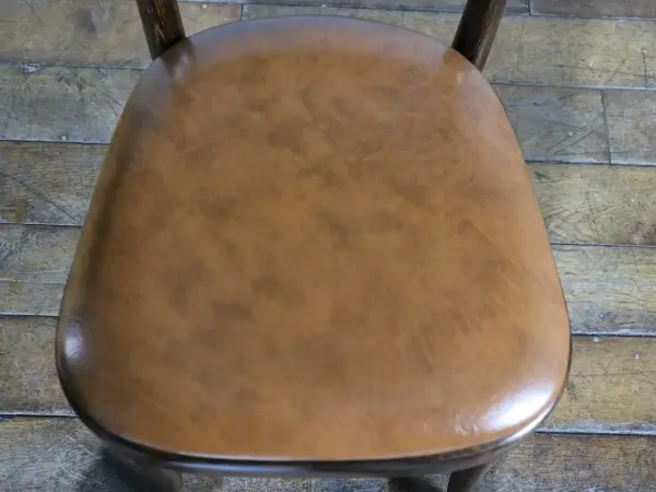 ベントウッドチェア｜ブナ材・1930年代 PUレザー座面 THONET（トーネット） 3