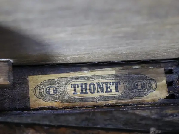 ベントウッドチェア｜ブナ材・1930年代 PUレザー座面 THONET（トーネット） 4