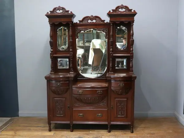 ミラーバックサイドボード｜マホガニー材・1880年代 ペディメント飾りのヴィクトリアン 2