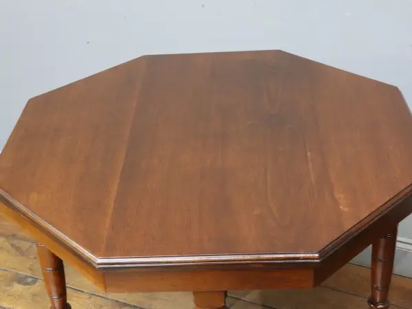 ティーテーブル｜マホガニー材・1930年代 八角形天板とスピンドル飾り 2