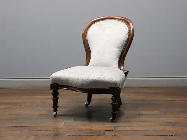 ナーシングソファ｜ウォールナット材・1900年代 低座面 1