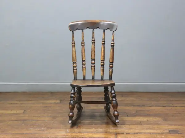 ロッキングチェア｜エルム材・1890年代 挽物細工 2