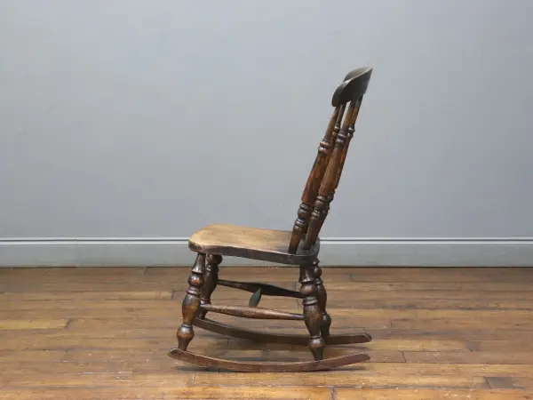 ロッキングチェア｜エルム材・1890年代 挽物細工 3