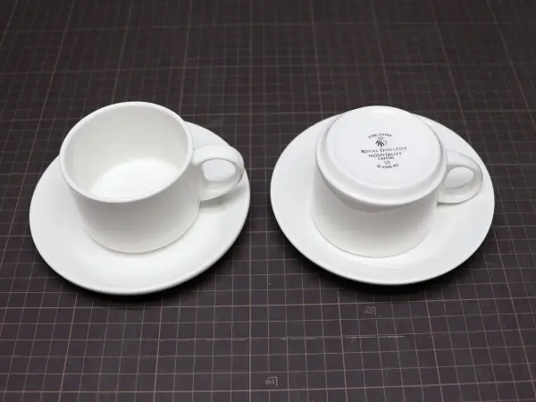 カップ＆ソーサー 1