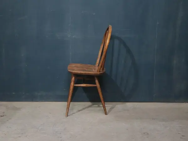 フープバックチェア｜エルム材・ブナ材・1960年代 曲げ木のダイニングチェア ERCOL（アーコール） 3