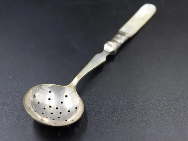 シュガーシフタースプーン 1