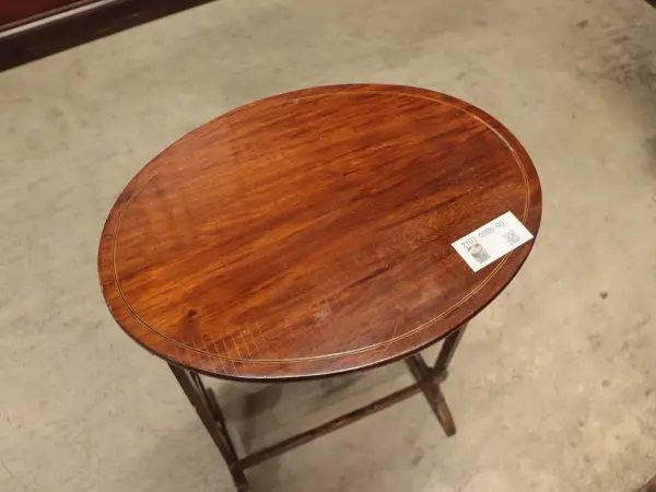 オケージョナルテーブル｜マホガニー材・1930年代 象嵌入りオーバル天板 6
