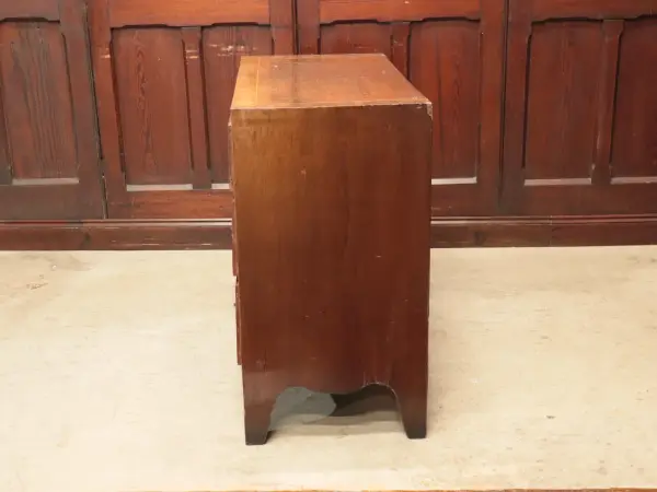 チェスト｜ウォルナット材・1820年代 ジョージアンの美しい杢目 4