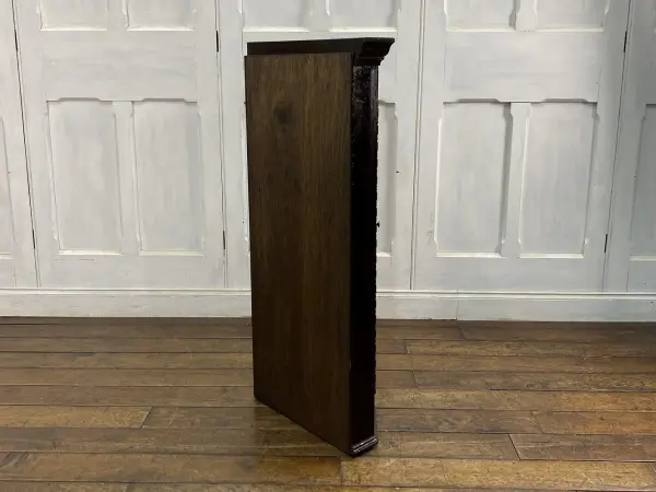 コーナーキャビネット｜オーク材・1930年代 彫刻フレームのガラス扉 6