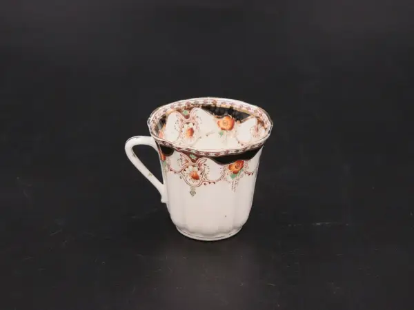 カップ＆ソーサー 5