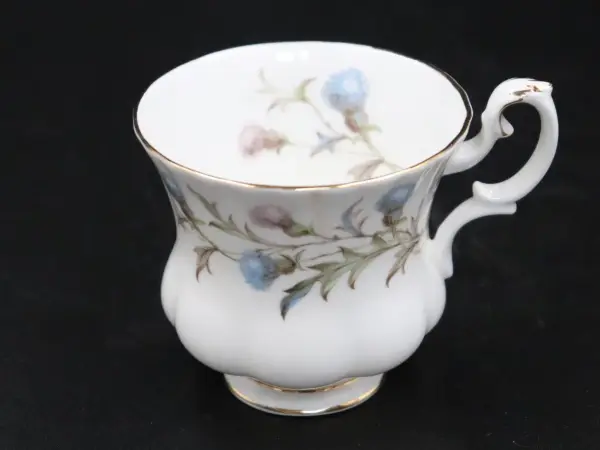 カップ＆ソーサー ROYAL ALBERT Brigadoon 2