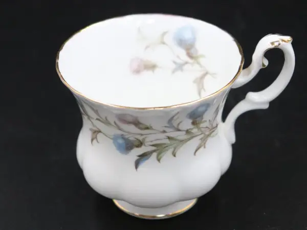 カップ＆ソーサー ROYAL ALBERT Brigadoon 2
