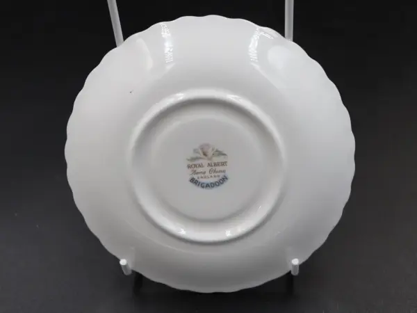 カップ＆ソーサー ROYAL ALBERT Brigadoon 9