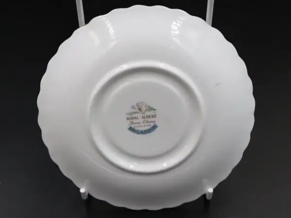 カップ＆ソーサー ROYAL ALBERT Brigadoon 9