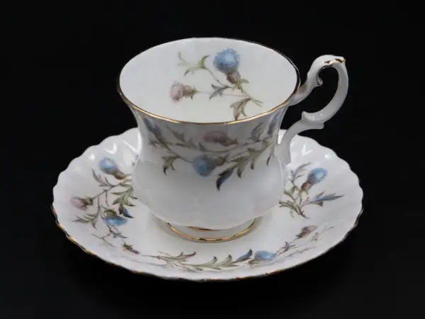カップ＆ソーサー ROYAL ALBERT Brigadoon