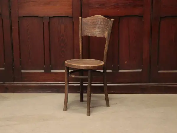 ベントウッドチェア｜ブナ材・1930年代 曲木家具の元祖 THONET（トーネット） 1