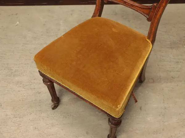バルーンバックチェア｜オーク材・1890年代 ヴィクトリアンデザイン 6
