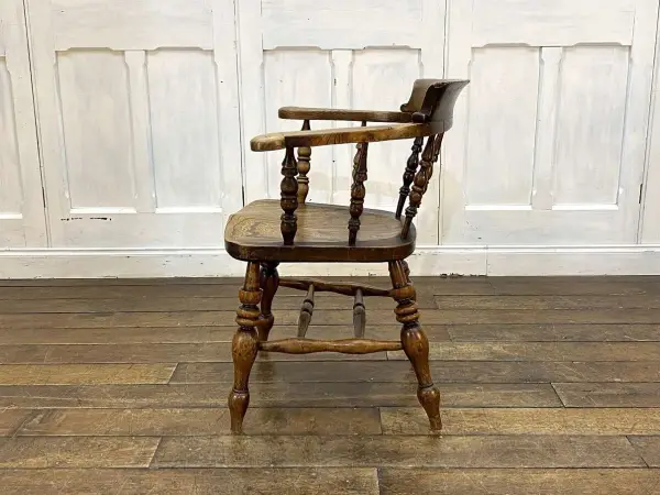 キャプテンチェア｜ブナ材・エルム材・1890年代 重厚なアームチェア 3