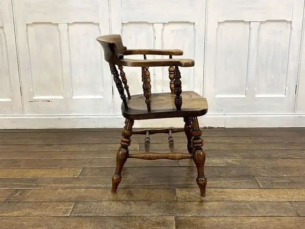 キャプテンチェア｜ブナ材・エルム材・1890年代 重厚なアームチェア 5