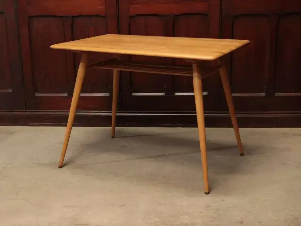 ダイニングテーブル｜ビーチ・エルム材・1960年代 棚付きコンパクト ERCOL（アーコール） 1