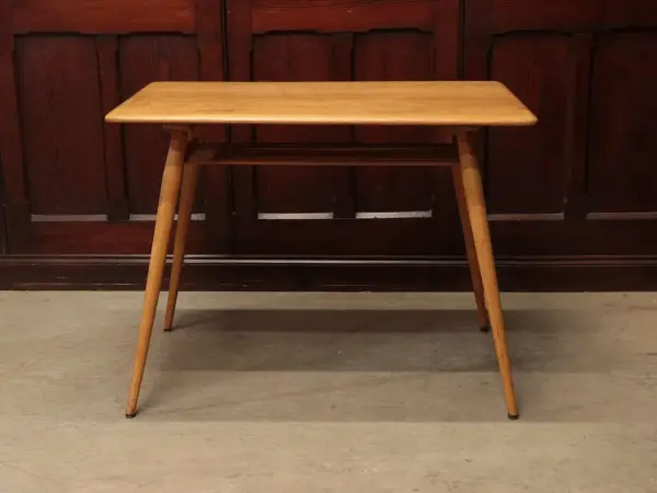 ダイニングテーブル｜ビーチ・エルム材・1960年代 棚付きコンパクト ERCOL（アーコール） 2
