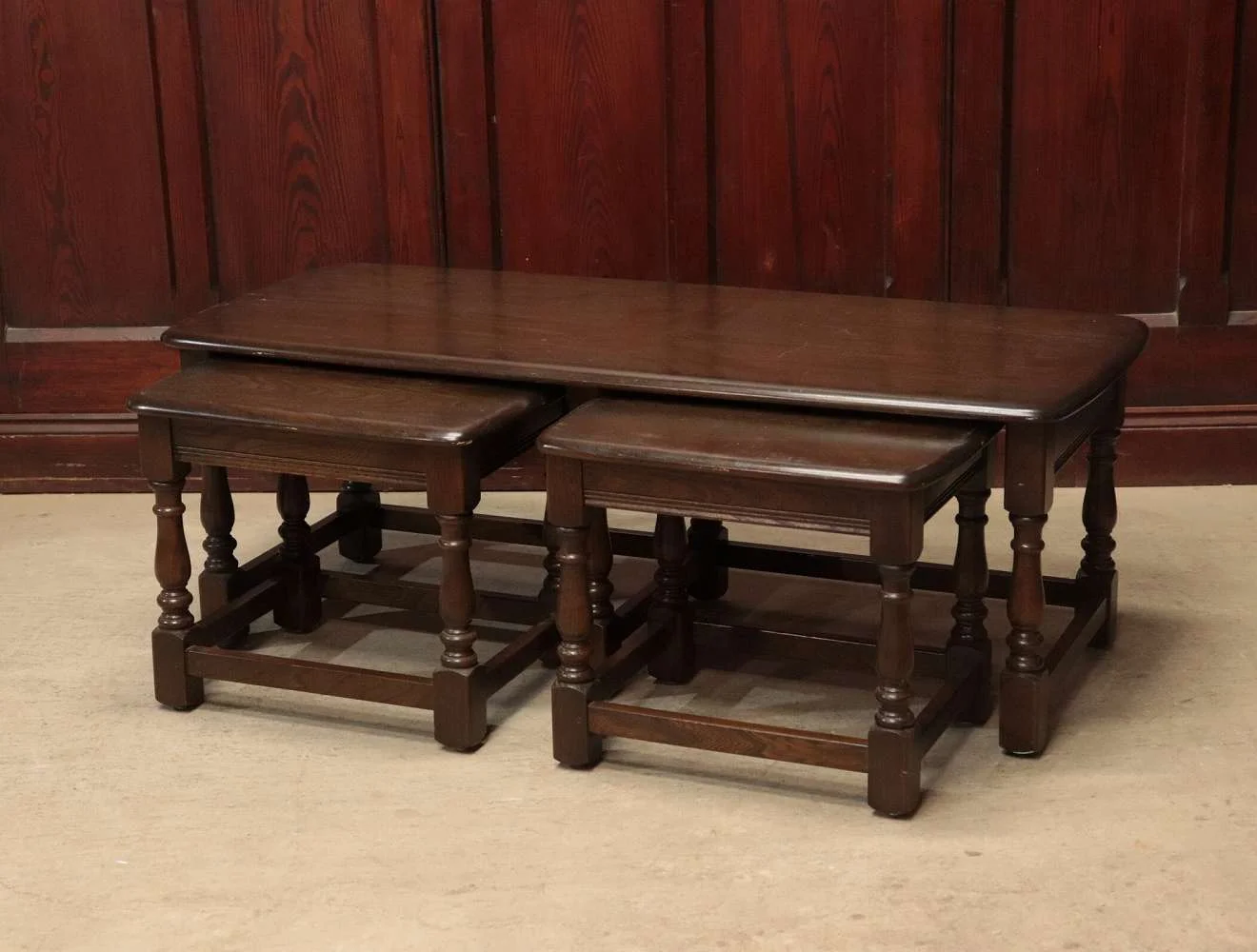 ネストテーブル｜エルム材・1960年代 ロングテーブル型 ERCOL