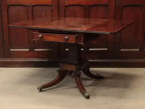 バタフライテーブル｜マホガニー材・1880年代 ペデスタル脚のドロップリーフ 2