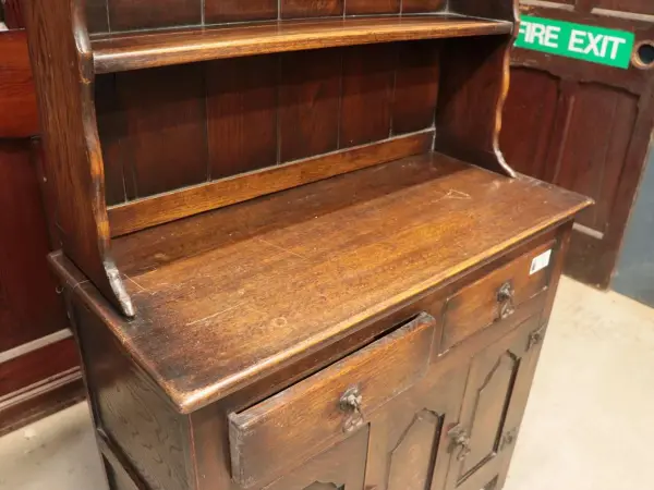 カップボード｜オーク材・1930年代 ゴシック調アーチ扉の食器棚 7