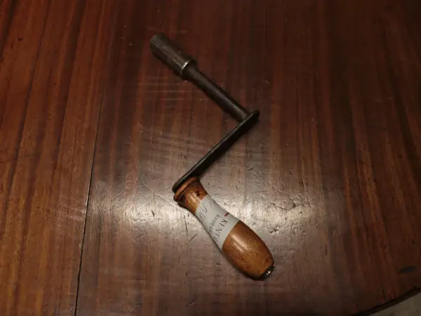 エクステンションテーブル｜マホガニー材・1880年代 ハンドル式伸張 8